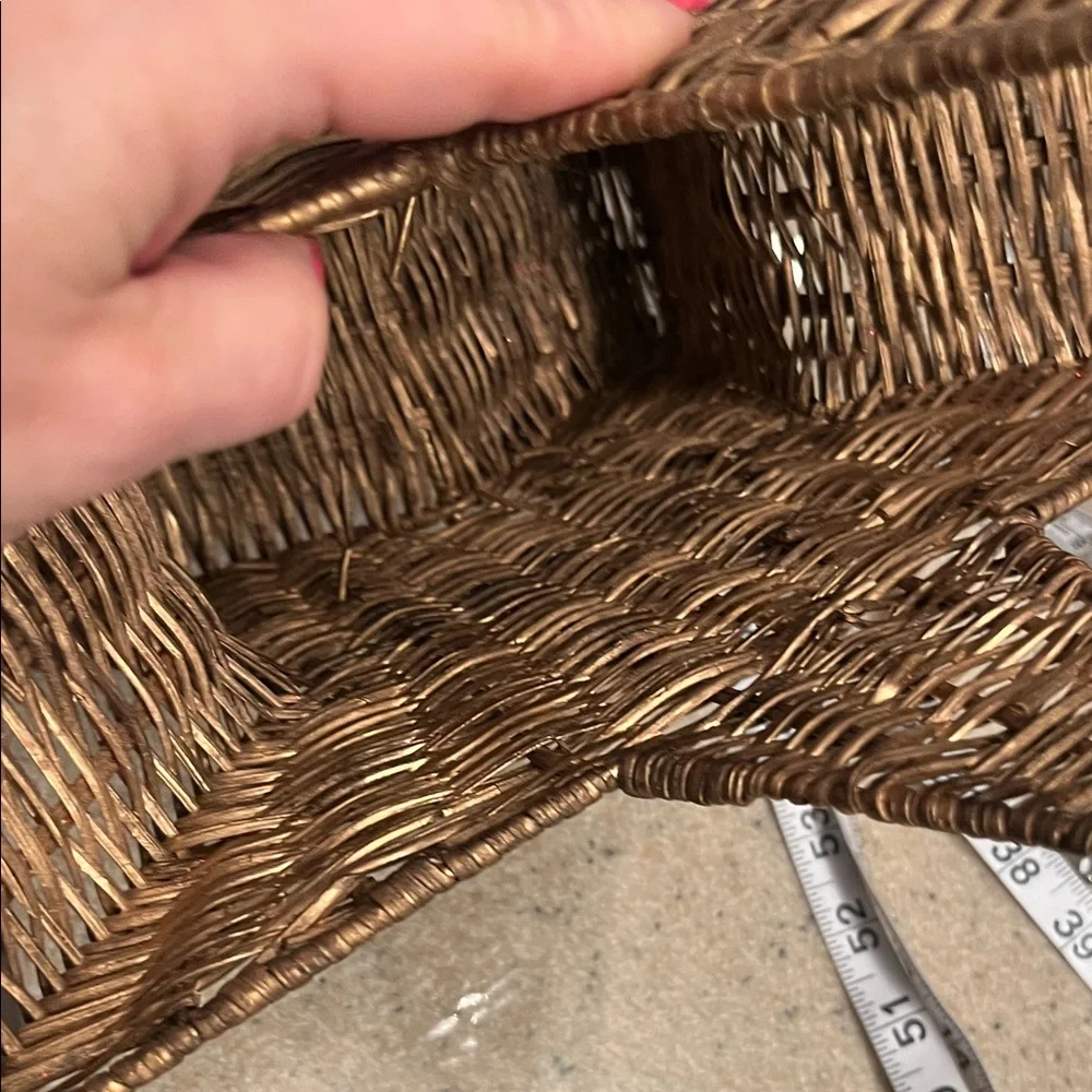 Star-Shaped Wicker Basket - Brown